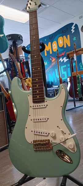 Modern Vintage MVS-64-FSM ’60s Vintage Guitar – Firemist Silver Metallic Finish