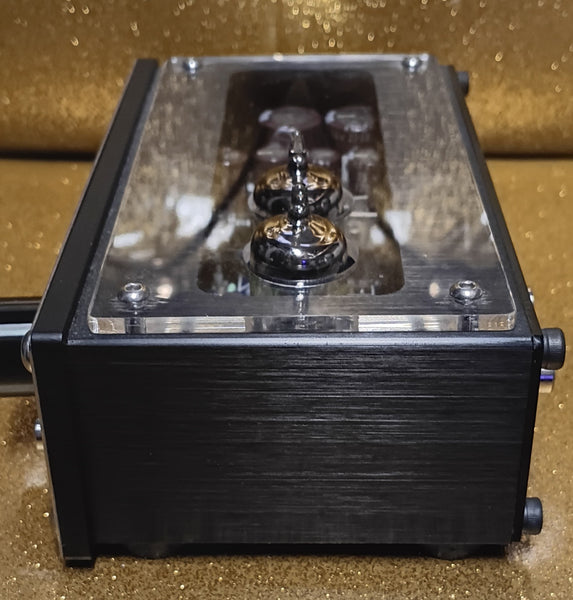 Hifiman Headphone Amp used