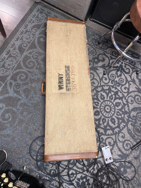 1982 Fender AVRI ‘62 Jazz Bass used
