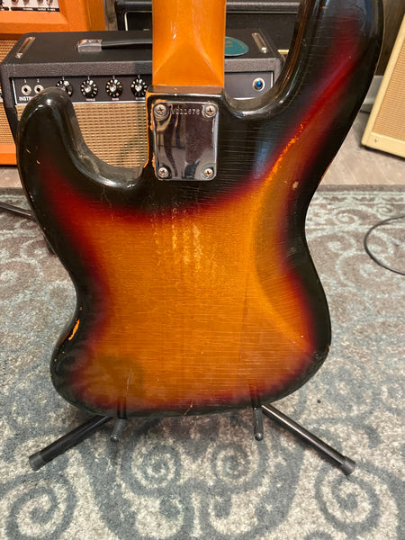 1982 Fender AVRI ‘62 Jazz Bass used