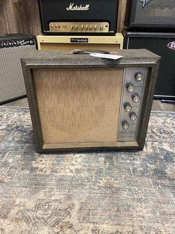 Silvertone 1482 Guitar Amplifier 60’s used