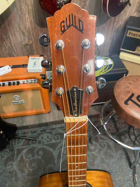 Guild True American (Made in USA) D6-NT used