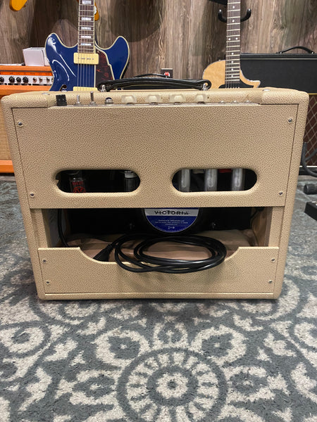 Victoria Vicky Verb 1x12 Combo Amp