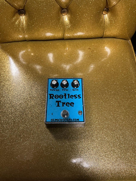 Rootless Tree guitar pedal used