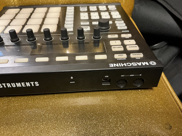 Native Instruments Maschine MKII used