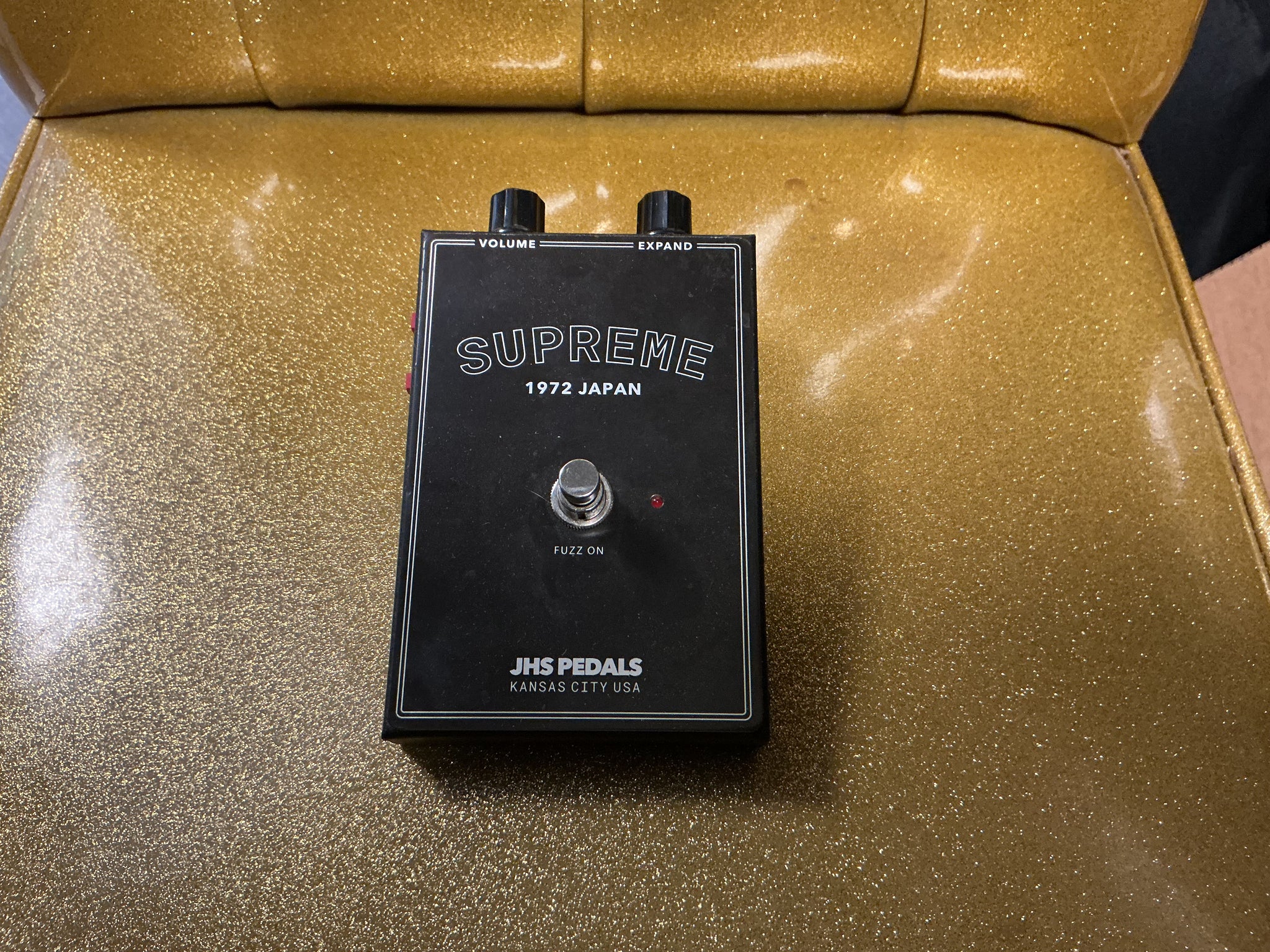 JHS Legends Series Supreme 1972 Japan Fuzz 2020 - 2025 - Black used ...