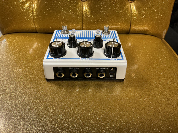 DOD Rubberneck Analog Delay 2010s - White/Blue used