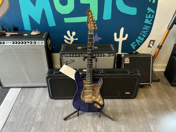 James Trussart Custom Strat 2023 - Blue w/ case