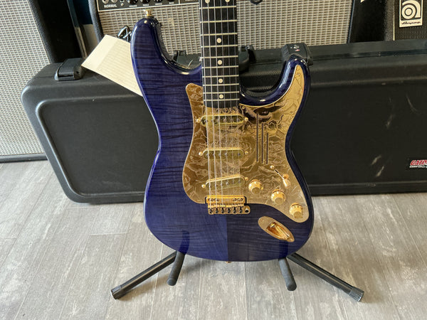 James Trussart Custom Strat 2023 - Blue w/ case