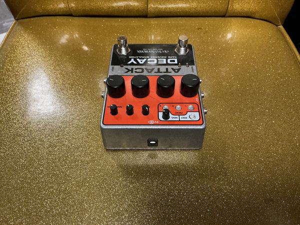 Electro-Harmonix Attack Decay Reverse Tape Simulator 2019 - Present - Orange / Black