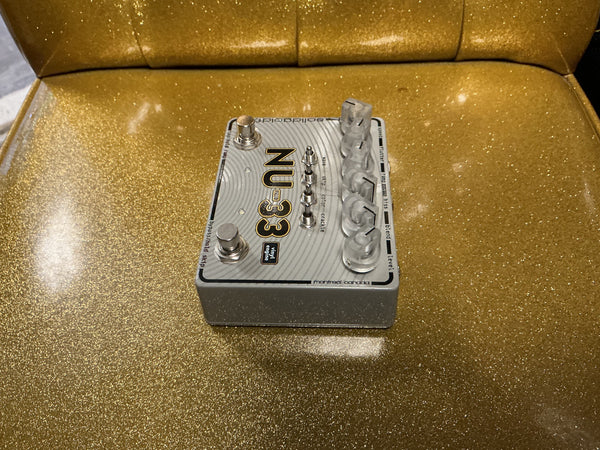 SolidGoldFX NU-33 Vinyl Engine 2020 - Graphic used