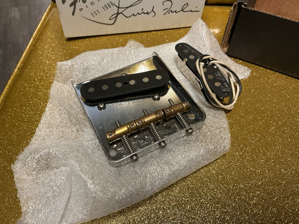 Lindy Fralin Ron Ellis Signature Telecaster 2010’s - Polished nickel used