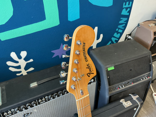 Fender Stratocaster with 3-Bolt Neck, Maple Fretboard 1973 - Natural used