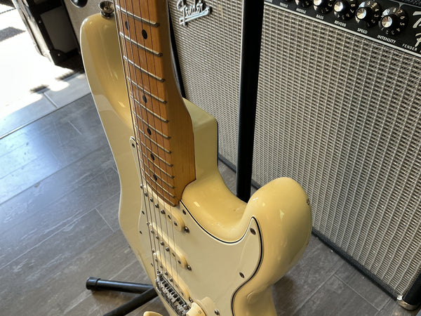 Fender American Standard Stratocaster with Maple Fretboard 2012 - Olympic White used