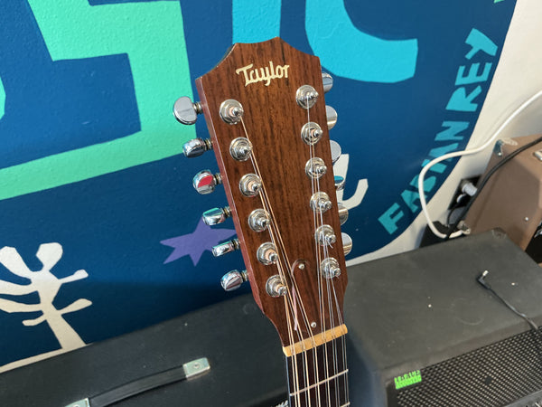 Taylor 555 Jumbo 12 string 1995 - Natural used