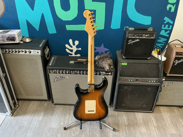 Fender 50th Anniversary American Deluxe Stratocaster 2004 - Sunburst used
