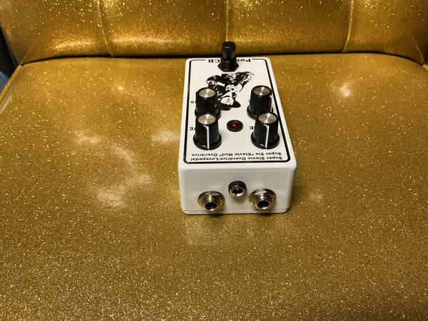 Lovepedal Super Stevie Overdrive 2010’s - White used