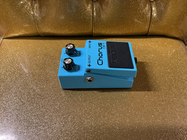 Boss CE-2 Chorus (Black Label) 1979 - 1984 - Blue used