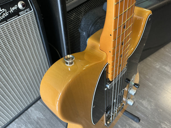 Fender American Professional II Telecaster with Maple Fretboard 2020 - Present - Butterscotch Blonde Used