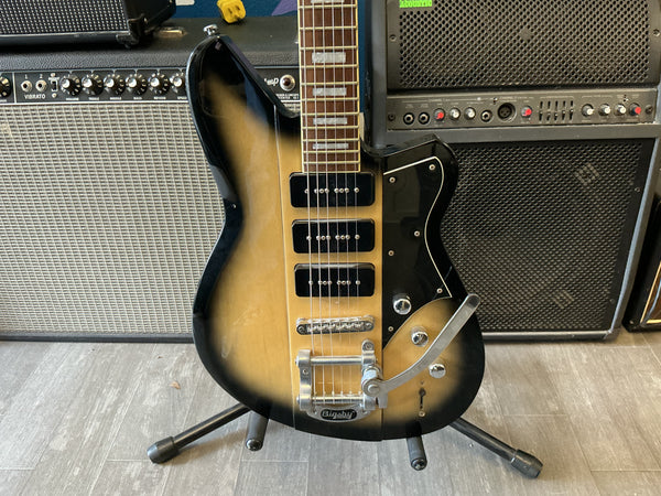 Reverend Warhawk 390 with Bigsby 2010s - Sunburst used