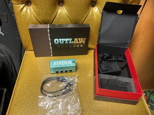 Outlaw Effects Kerosene Mini Power Supply/Cables 2010s - Teal used