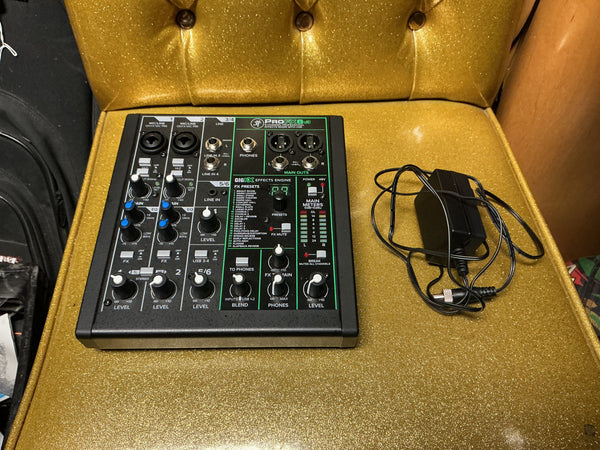 Mackie ProFX6v3 6-Channel Effects Mixer 2020 - Present - Dark Gray used