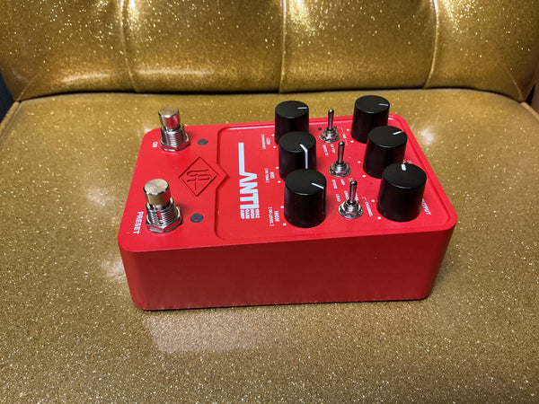Universal Audio ANTI 1992 High Gain Amp  2024 - Present - Red used