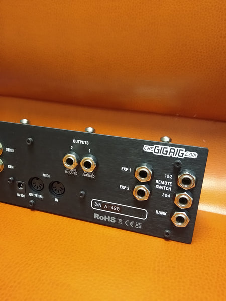GigRig G3 Atom Effects Pedal Switching System used