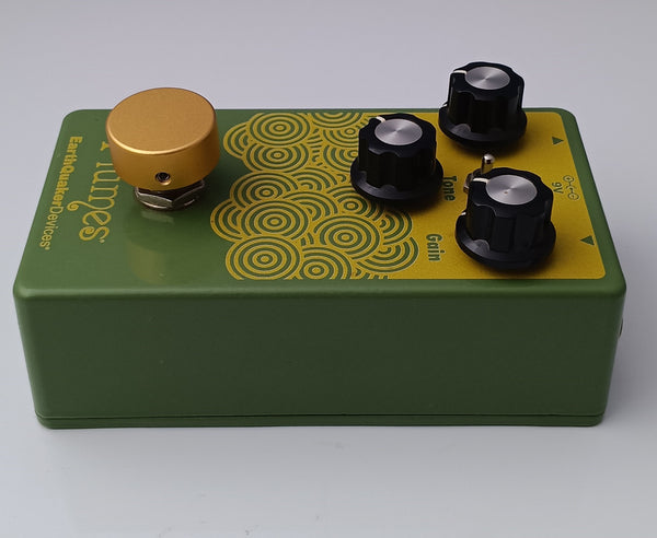 Earthquaker Devices Plumes used