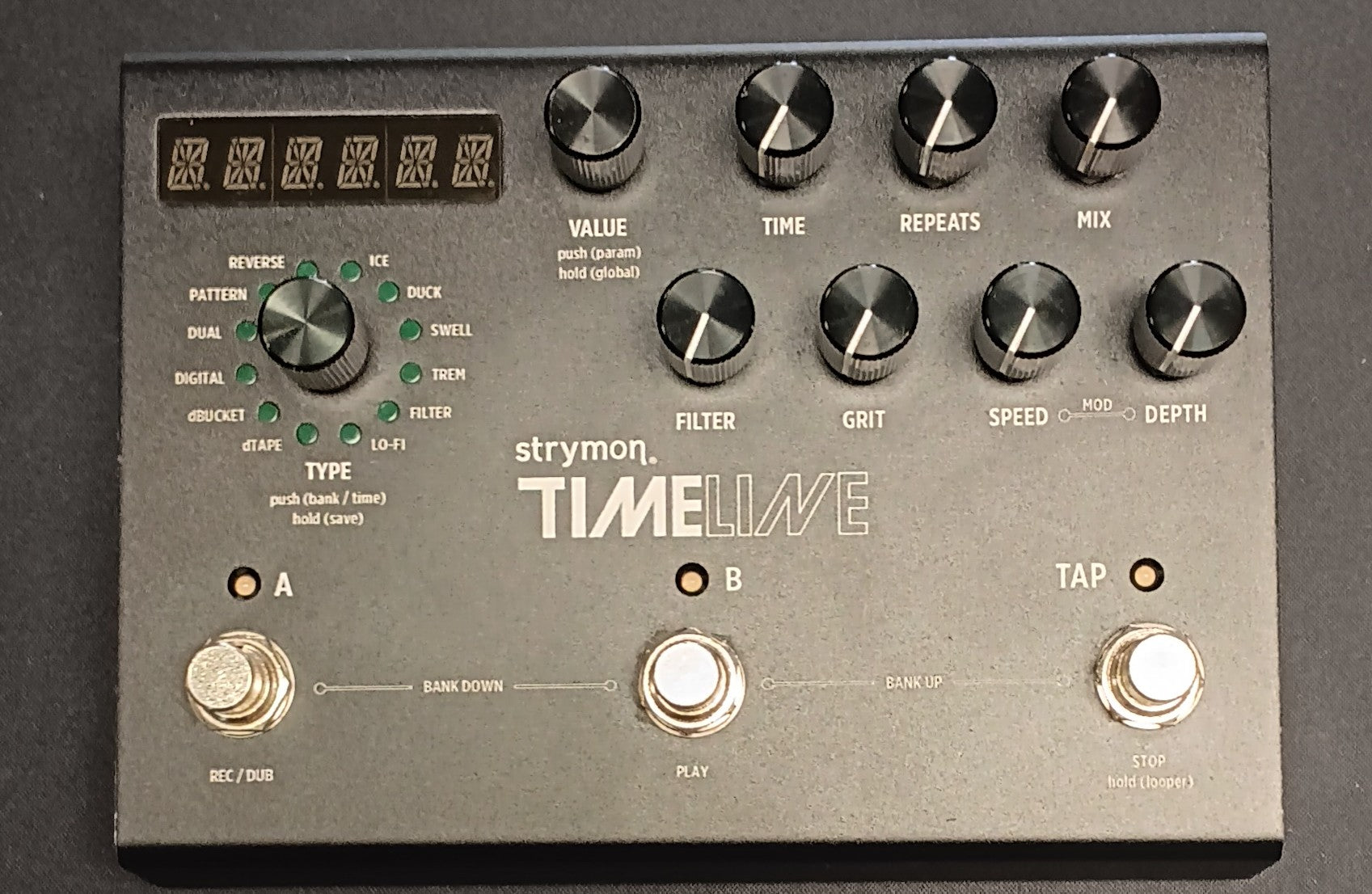 Strymon Timeline Limited Midnight Edition used
