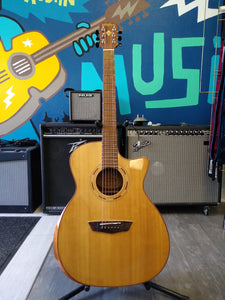Washburn WCG70SCEG-O Acoustic Guitar used