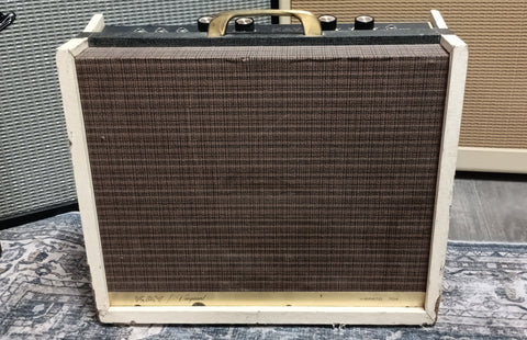 Kay Vanguard Model 704 Amplifier used