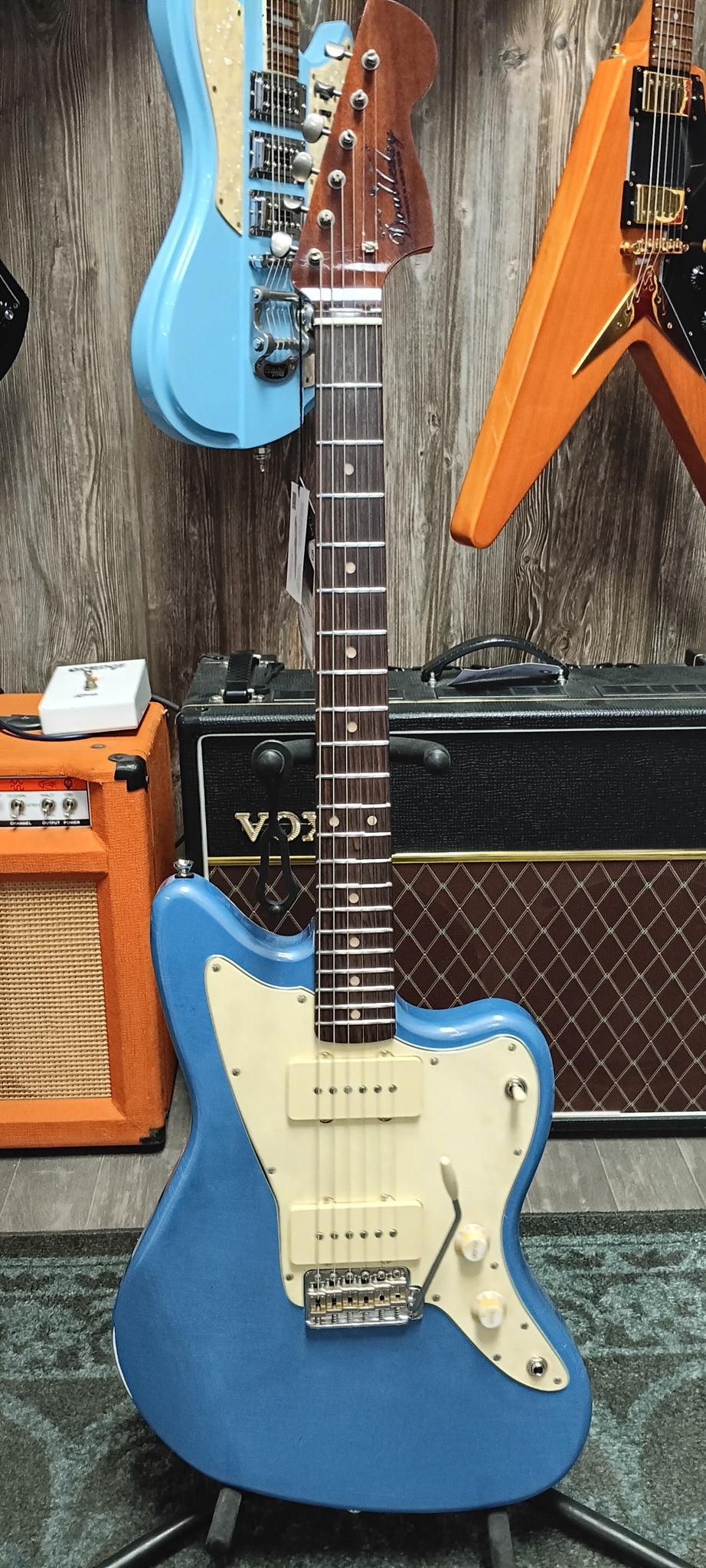 Doubleday Guitars Aged Pelham Blue Thrasher Custom