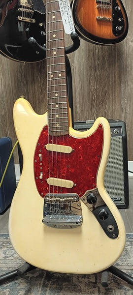 Fender Mustang 1966 - Olympic White used