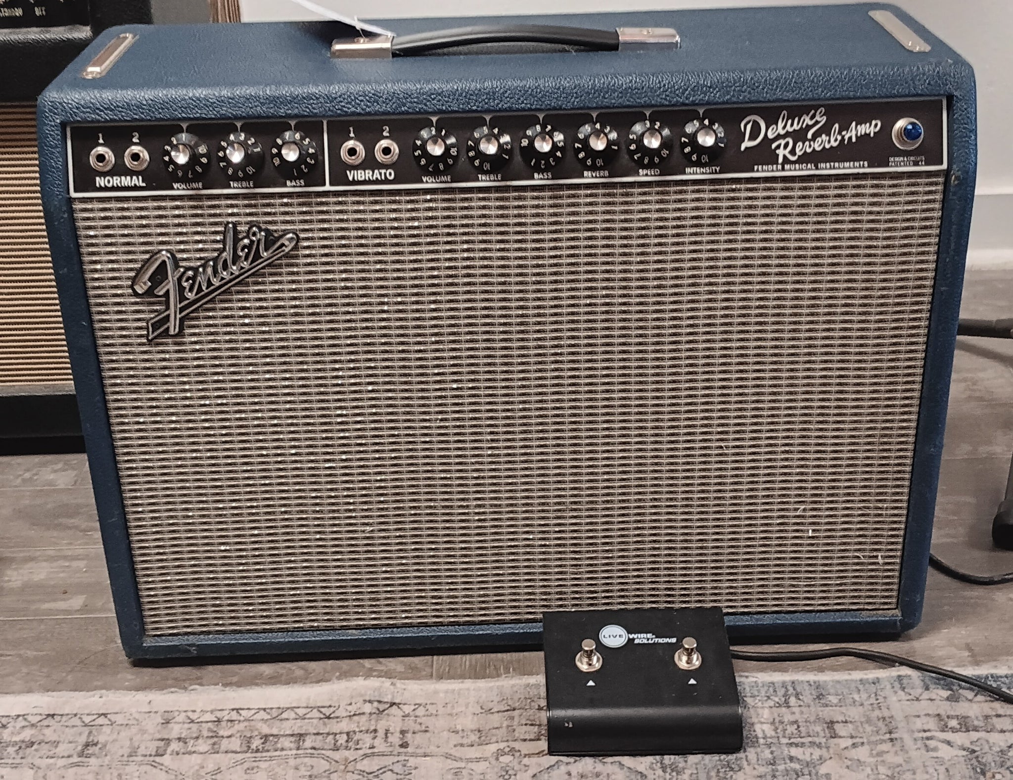 Fender Navy Blues Deluxe Reverb Amp used