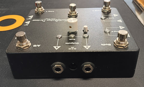 Earthquaker Devices Swiss Things Pedalboard Reconciler used
