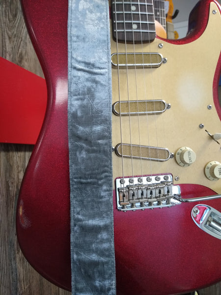 Lock- it Straps - Velvet guitar strap