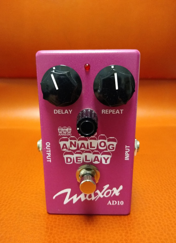 Maxon AD10 Analog Delay used – Moon Music Pro